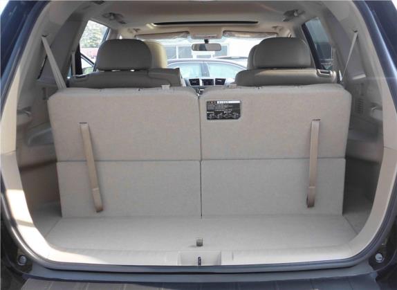 汉兰达 2012款 3.5L 四驱7座豪华导航版 车厢座椅   后备厢