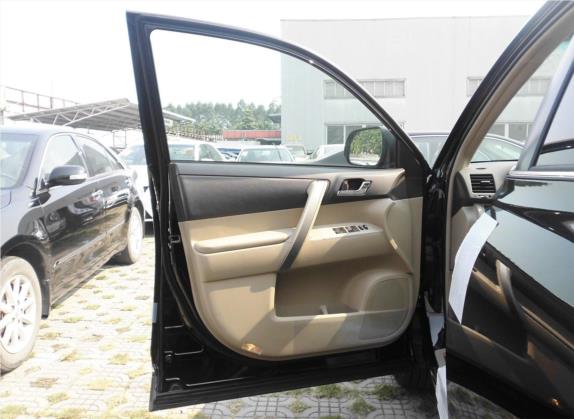 汉兰达 2012款 3.5L 四驱7座豪华导航版 车厢座椅   前门板