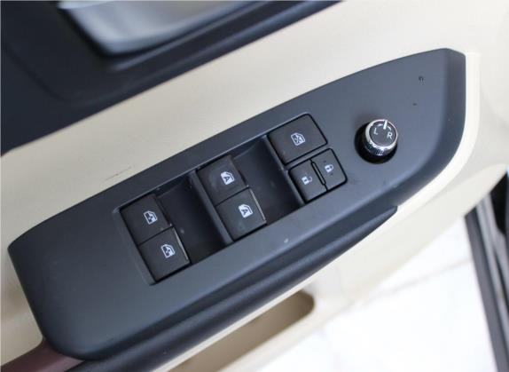 汉兰达 2015款 2.0T 两驱精英版 5座 车厢座椅   门窗控制