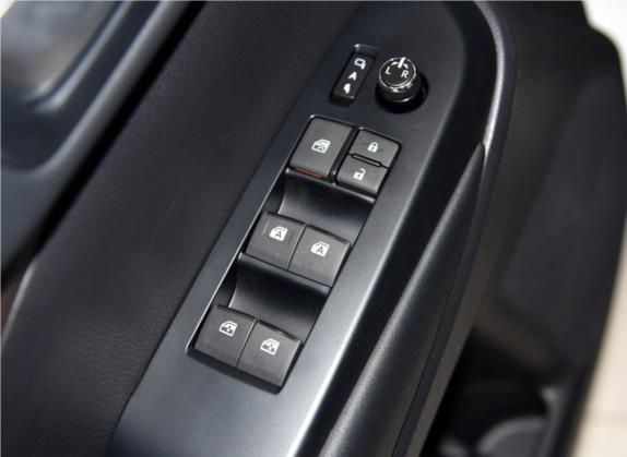 汉兰达 2015款 2.0T 四驱豪华版 7座 车厢座椅   门窗控制