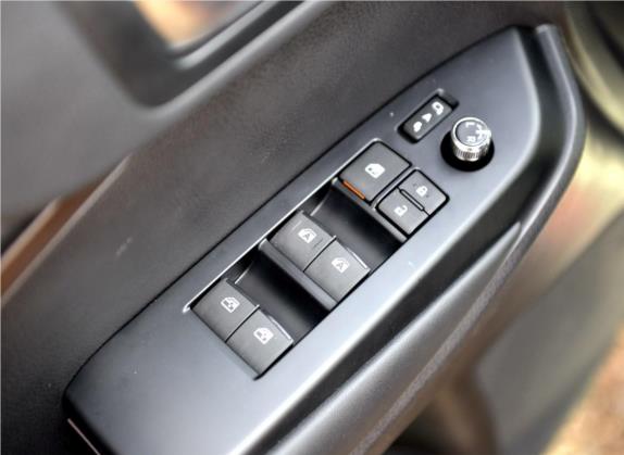 汉兰达 2015款 2.0T 四驱至尊版 7座 车厢座椅   门窗控制