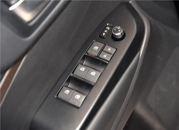 汉兰达 2015款 3.5L 四驱至尊版 7座 车厢座椅   门窗控制