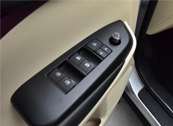 汉兰达 2017款 2.0T 两驱精英版 5座 车厢座椅   门窗控制