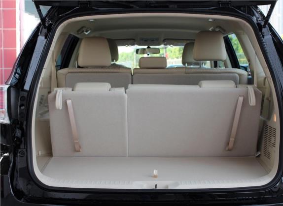 汉兰达 2017款 2.0T 两驱精英版 7座 车厢座椅   后备厢
