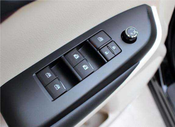 汉兰达 2017款 2.0T 两驱精英版 7座 车厢座椅   门窗控制