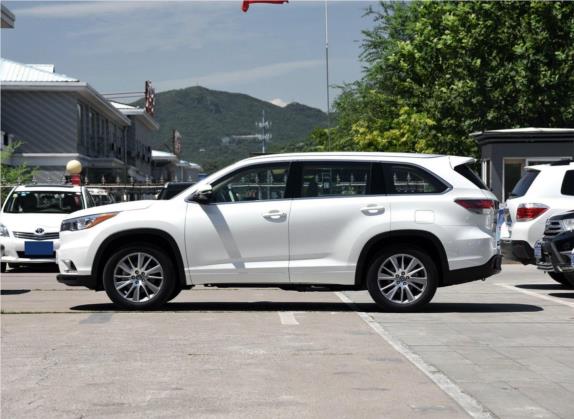 汉兰达 2017款 3.5L 四驱豪华版 7座 外观   正侧