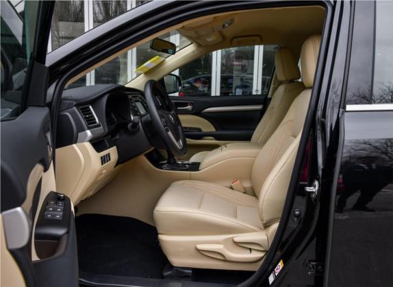 汉兰达 2018款 2.0T 四驱精英版 7座 国V 车厢座椅   前排空间