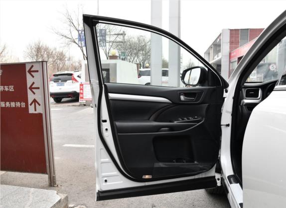 汉兰达 2018款 2.0T 四驱豪华版 7座 国V 车厢座椅   前门板