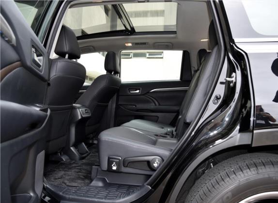 汉兰达 2018款 2.0T 四驱至尊版 7座 国V 车厢座椅   后排空间