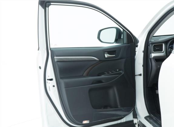 汉兰达 2018款 2.0T 四驱骑士版 7座 国VI 车厢座椅   前门板