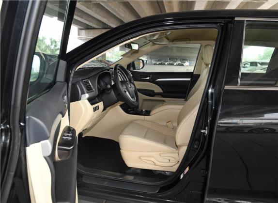 汉兰达 2018款 2.0T 两驱精英版 7座 国VI 车厢座椅   前排空间