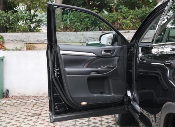 汉兰达 2018款  2.0T 两驱豪华版 7座 国VI 车厢座椅   前门板