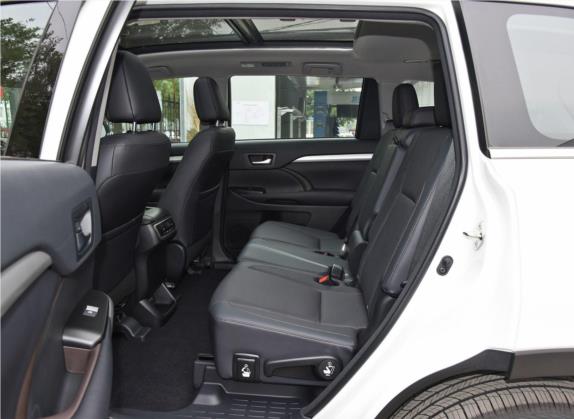 汉兰达 2018款 2.0T 四驱尊贵版 7座 国VI 车厢座椅   后排空间