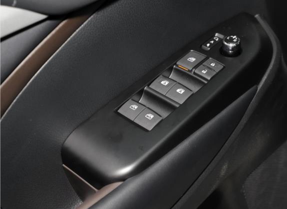 汉兰达 2021款 2.0T 四驱豪华版 7座 车厢座椅   门窗控制