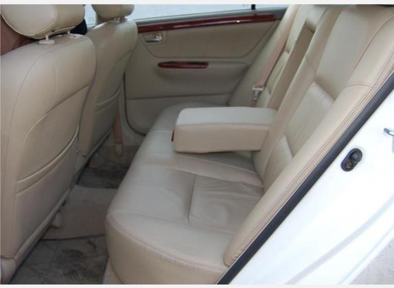 花冠 2004款 1.8L 自动GLX-i 车厢座椅   后排空间