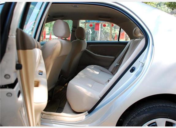 花冠 2007款 1.6L 自动G 车厢座椅   后排空间