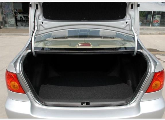 花冠 2009款 1.6L 自动G特别版 车厢座椅   后备厢