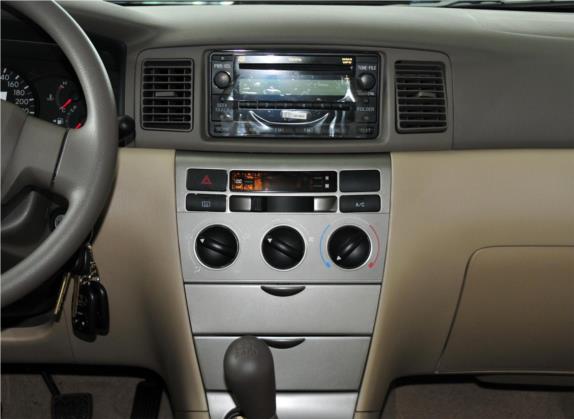 花冠 2010款 1.6L 手动豪华版 中控类   中控台