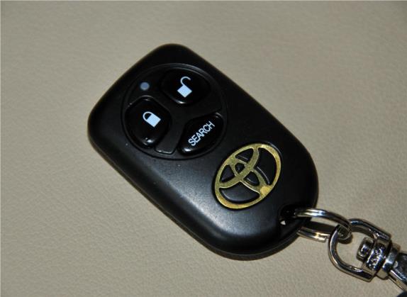 花冠 2010款 1.6L 手动豪华版 其他细节类   钥匙