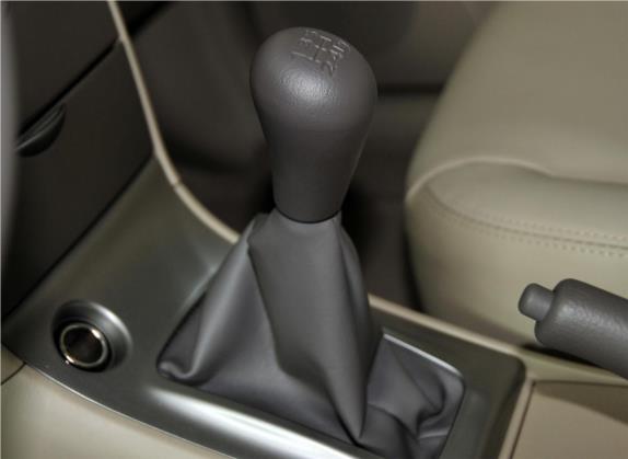 花冠 2010款 1.6L 手动豪华版 中控类   挡把