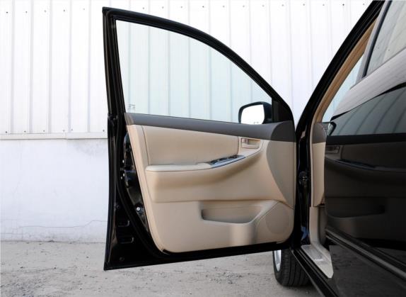 花冠 2011款 1.6L 手动豪华版 车厢座椅   前门板