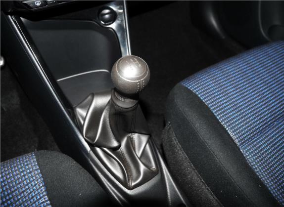 威驰 2014款 1.5L 手动智享版 中控类   挡把