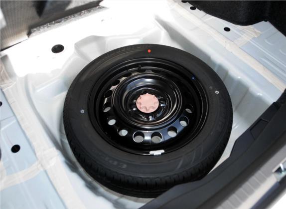威驰 2015款 1.5L 手动智享星光版 其他细节类   备胎