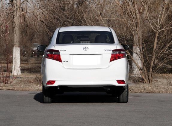 威驰 2015款 1.5L 手动智享星光版 外观   正后