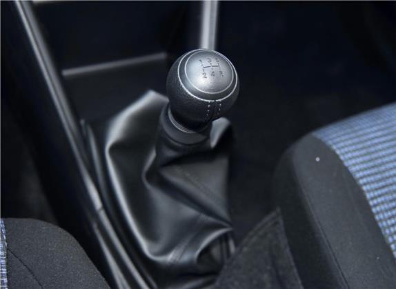 威驰 2017款 1.5L 手动智行版 中控类   挡把