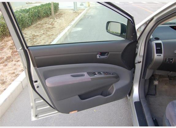 普锐斯 2005款 1.5L 织物座椅版 车厢座椅   前门板