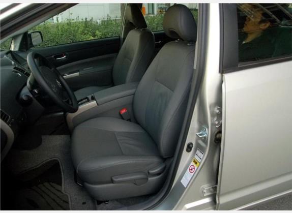 普锐斯 2006款 1.5L 真皮导航版 车厢座椅   前排空间
