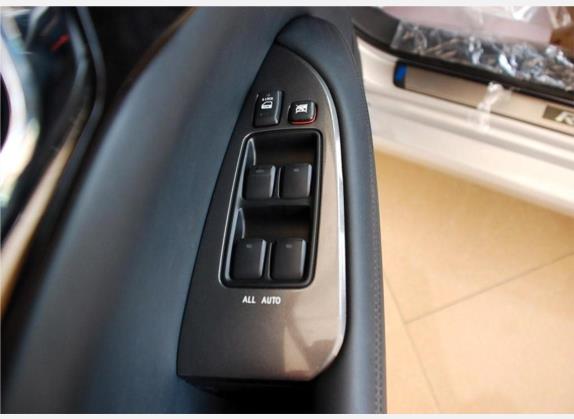 锐志 2007款 2.5V 超级运动版 车厢座椅   门窗控制