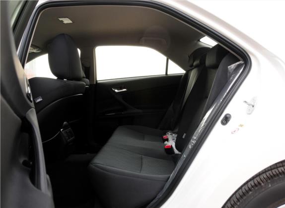 锐志 2010款 2.5S 风度菁华版 车厢座椅   后排空间