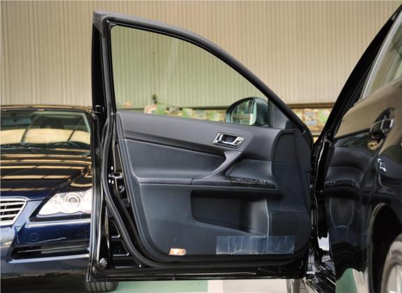 锐志 2012款 2.5V 风度菁英炫装版 车厢座椅   前门板