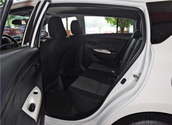 威驰FS 2019款 1.5L CVT锋尚版 车厢座椅   后排空间