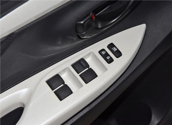 威驰FS 2019款 1.5L CVT锋尚版 车厢座椅   门窗控制
