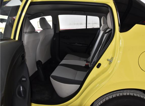 威驰FS 2021款 1.5L CVT锋驰版 车厢座椅   后排空间