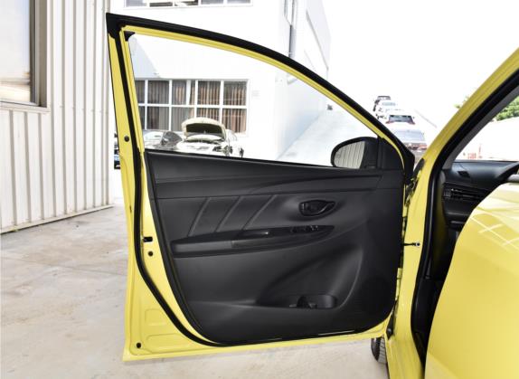 威驰FS 2021款 1.5L CVT锋驰版 车厢座椅   前门板