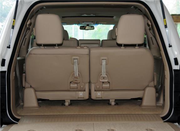 兰德酷路泽 2012款 4.0L 自动VX 车厢座椅   后备厢