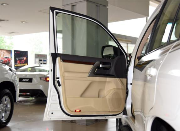 兰德酷路泽 2016款 4.0L 自动VX 车厢座椅   前门板