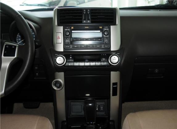 普拉多 2010款 4.0L 自动TX 中控类   中控台