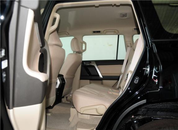 普拉多 2010款 4.0L 自动TX 车厢座椅   后排空间