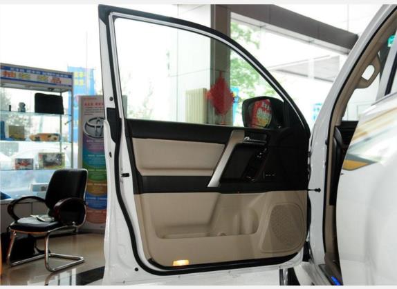 普拉多 2010款 4.0L 自动VX NAVI 车厢座椅   前门板