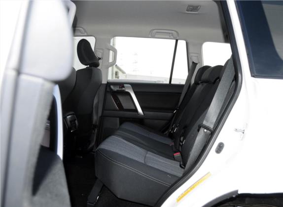 普拉多 2014款 4.0L 自动TX 车厢座椅   后排空间