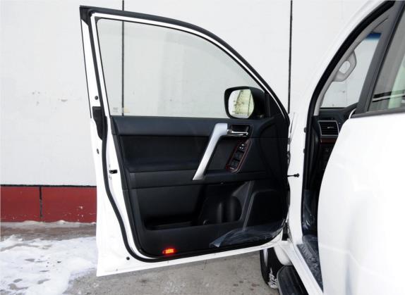 普拉多 2014款 4.0L 自动TX 车厢座椅   前门板