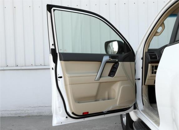 普拉多 2014款 4.0L 自动TX-L 车厢座椅   前门板