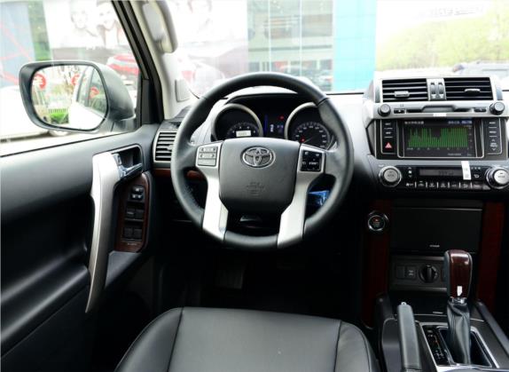 普拉多 2014款 4.0L 自动TX-L NAVI 中控类   驾驶位