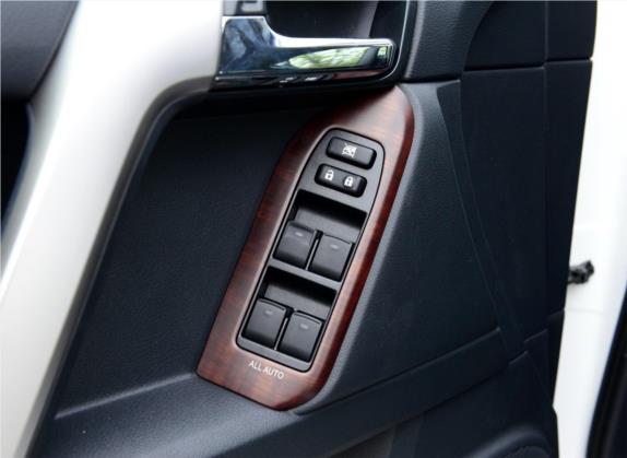 普拉多 2014款 4.0L 自动TX-L NAVI 车厢座椅   门窗控制