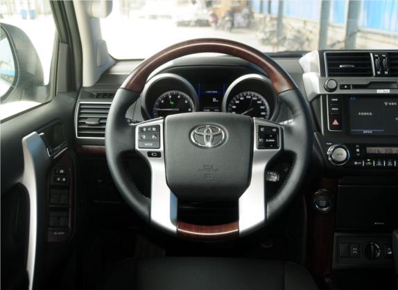 普拉多 2014款 4.0L 自动VX 中控类   驾驶位