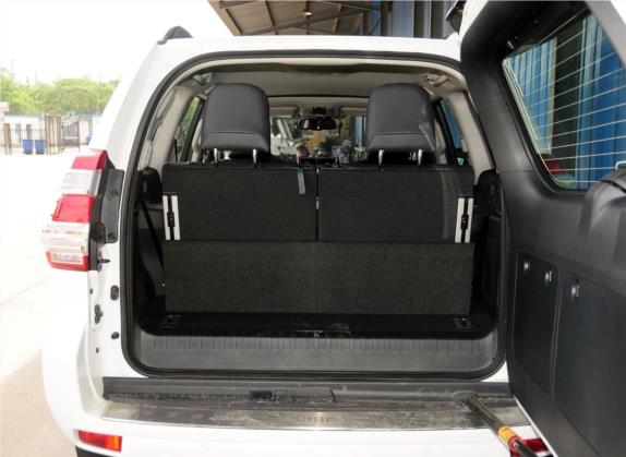 普拉多 2014款 4.0L 自动VX 车厢座椅   后备厢